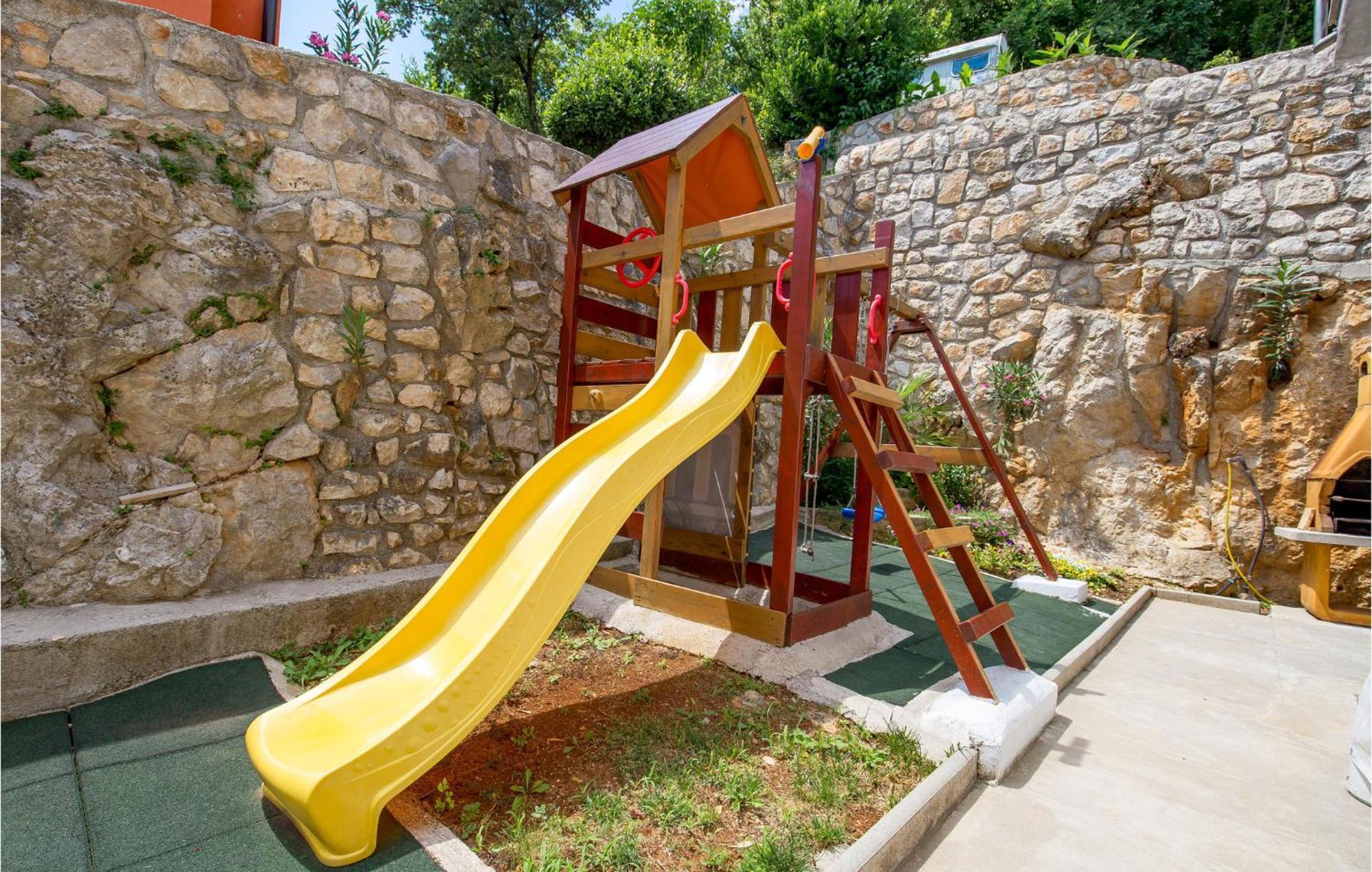 Stunning Apartment In Mošćenička Draga Zewnętrze zdjęcie